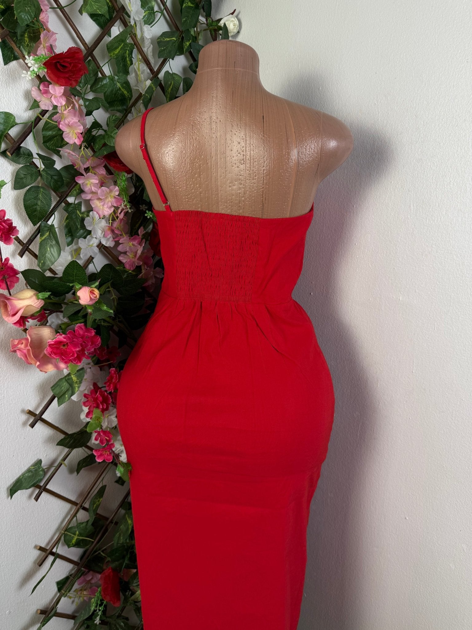 Robe longue à une bretelle à fente - Perluna Store - kinshasa