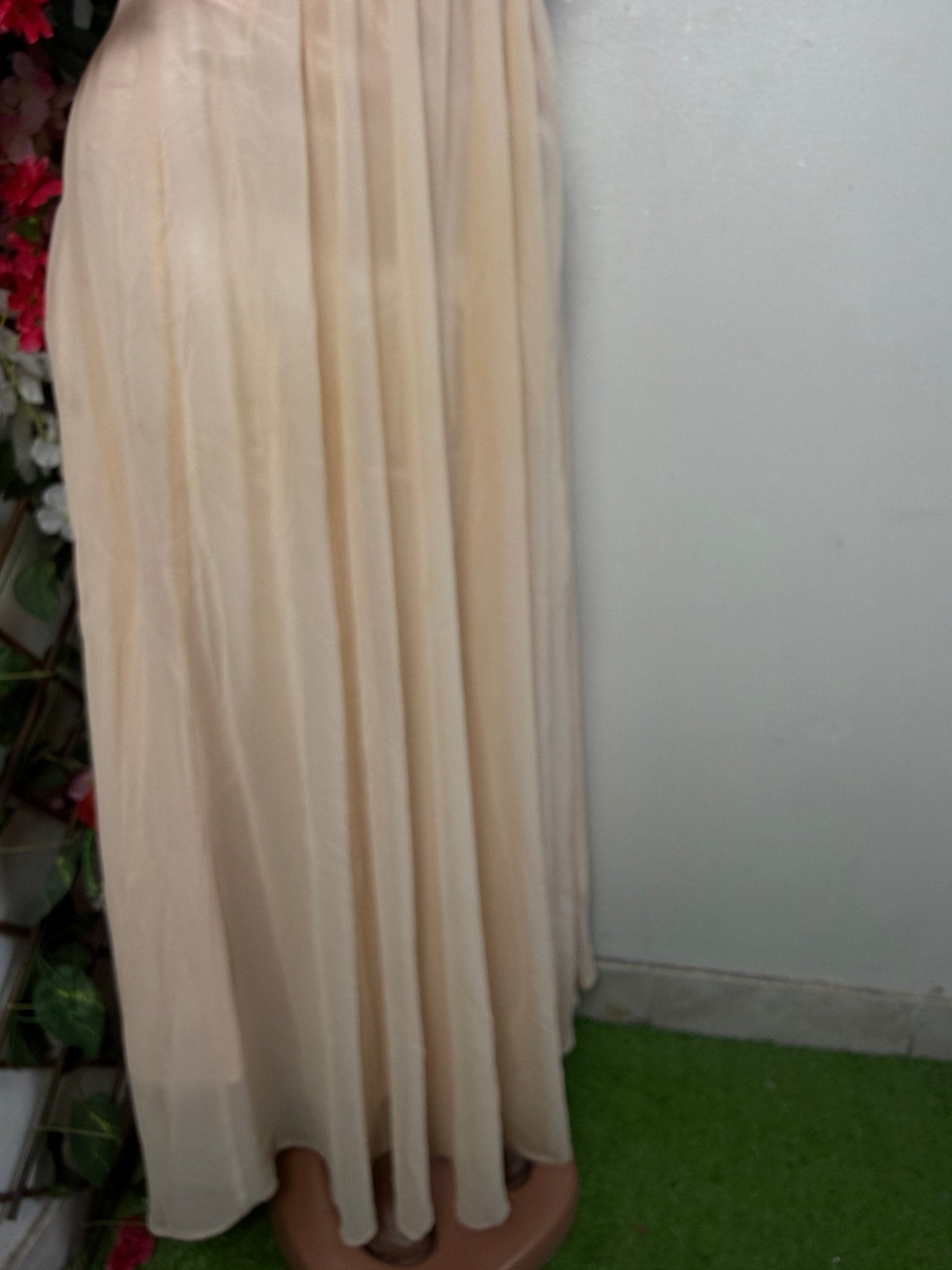Robe longue cintré sans manche - Perluna Store - kinshasa
