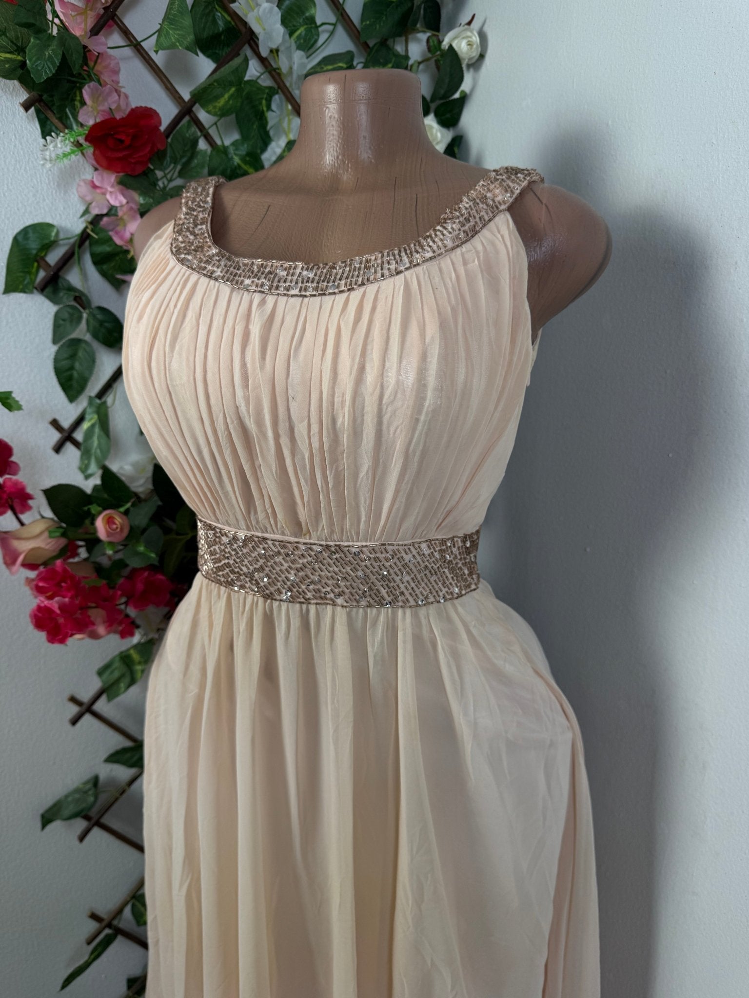 Robe longue cintré sans manche - Perluna Store - kinshasa