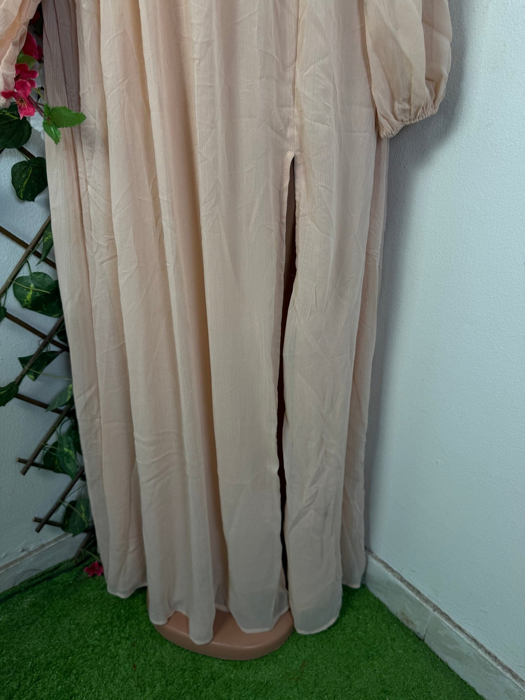 Robe longue colle en V long manche  - Perluna Store - kinshasa