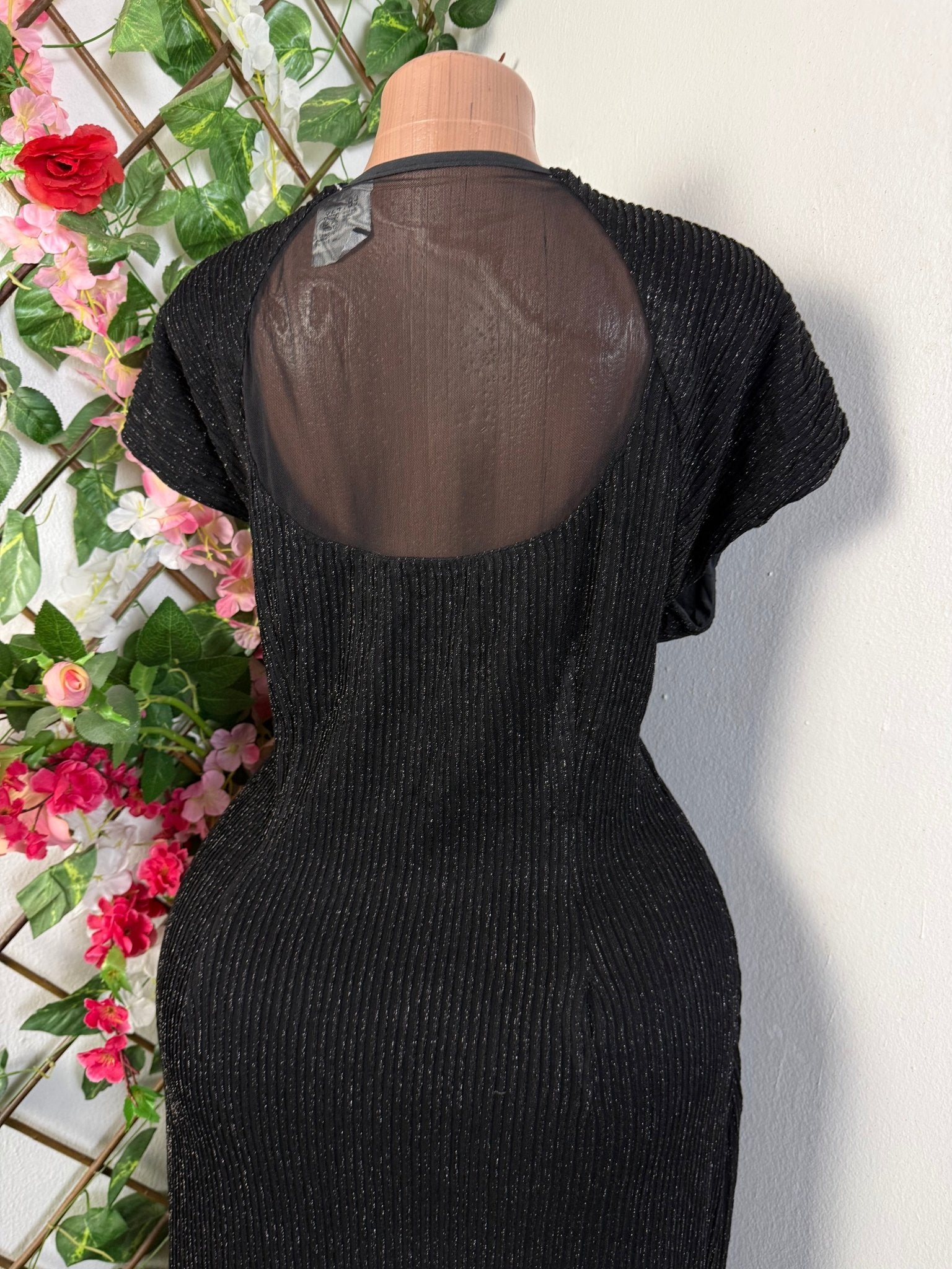 Robe longue colle en v sans manche - Perluna Store