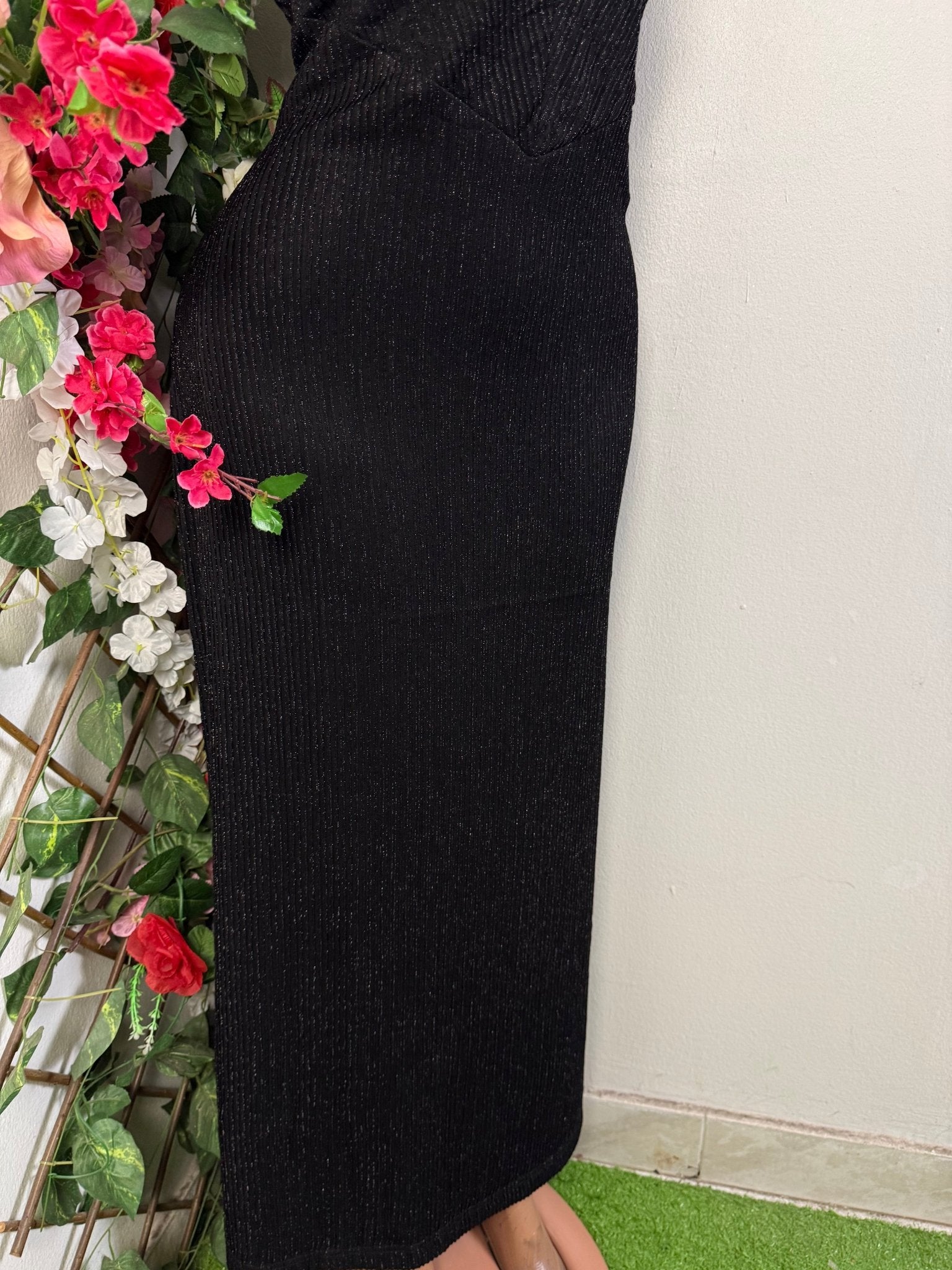Robe longue colle en v sans manche - Perluna Store