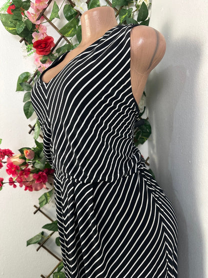 Robe longue décollée rond sans manche - Perluna Store - kinshasa