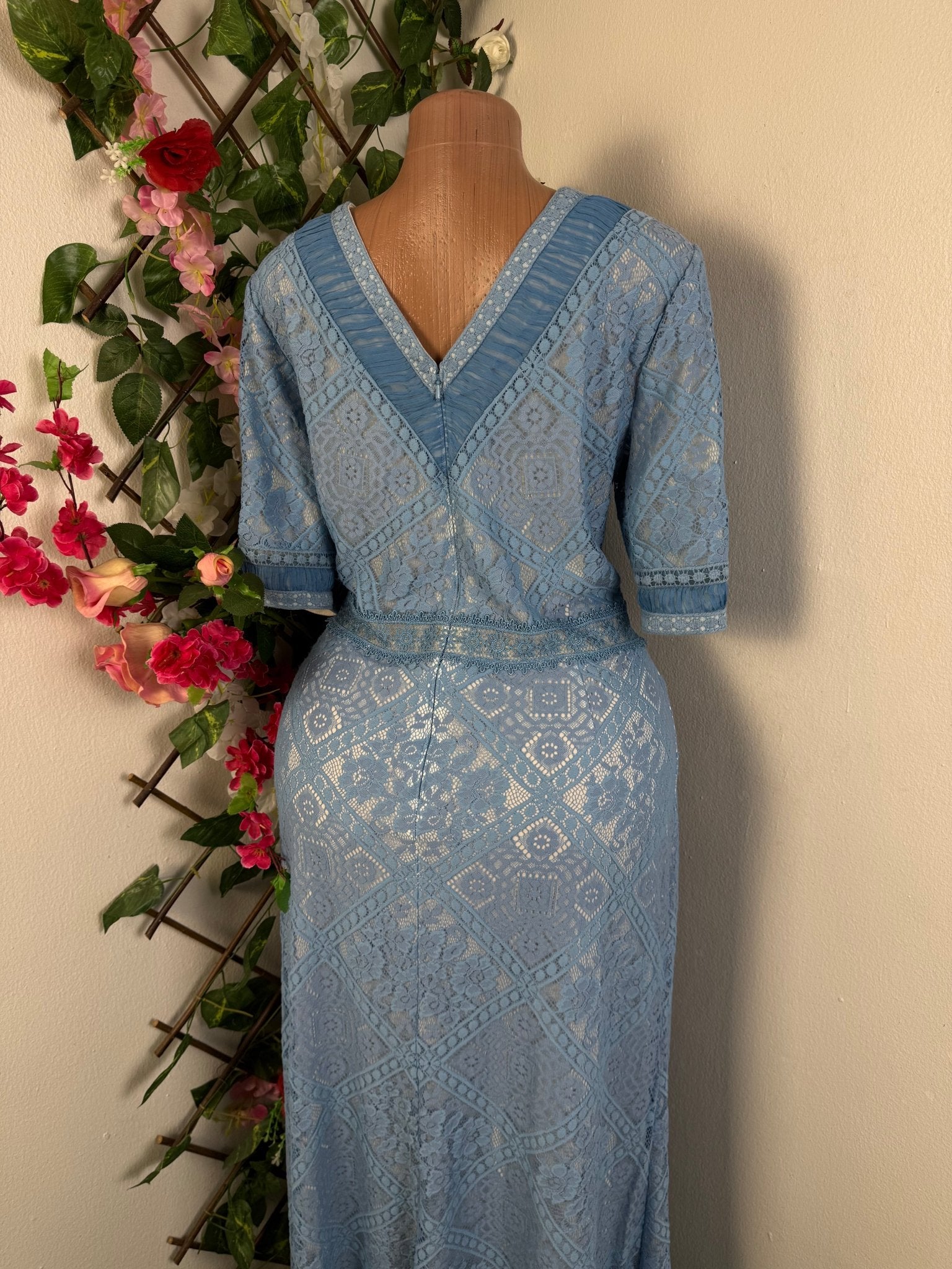 Robe longue dentelle courte manche - Perluna Store - kinshasa