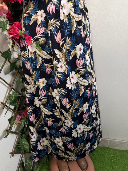 Robe longue fleurie sans manches  - Perluna Store - kinshasa