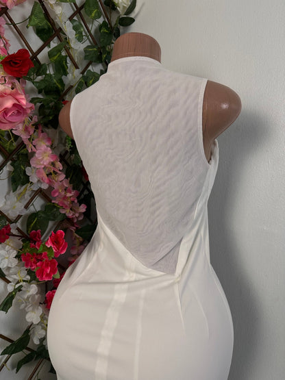 Robe longue moulante avec buste et dos en voile fine sans manche - Perluna Store - kinshasa