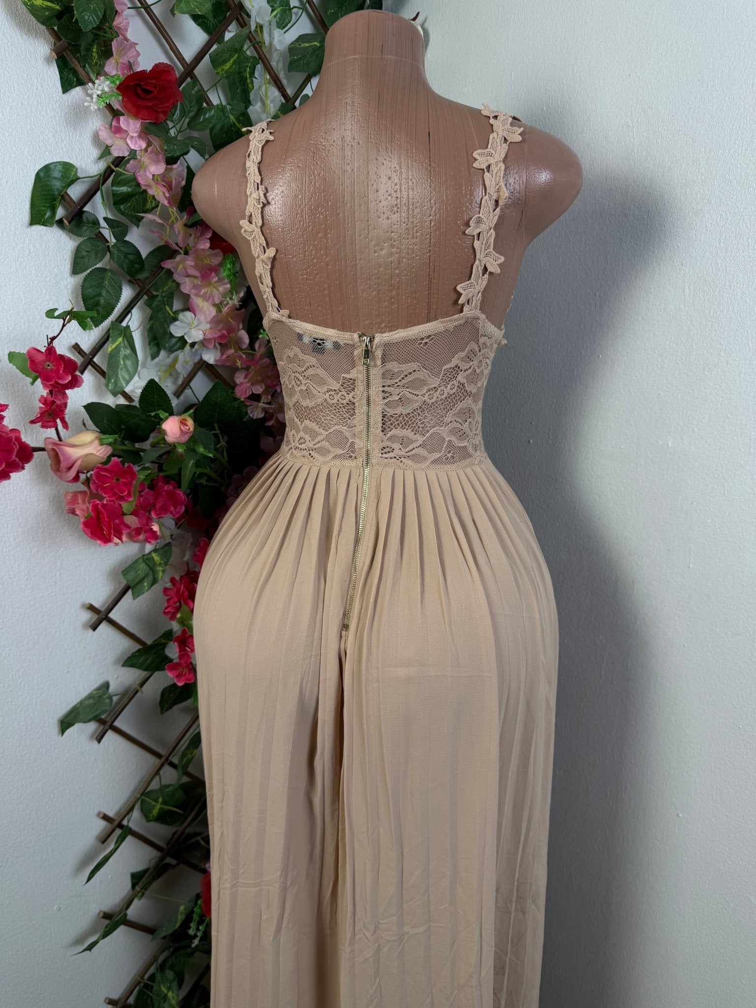 Robe longue plissé à bretelle - Perluna Store - kinshasa