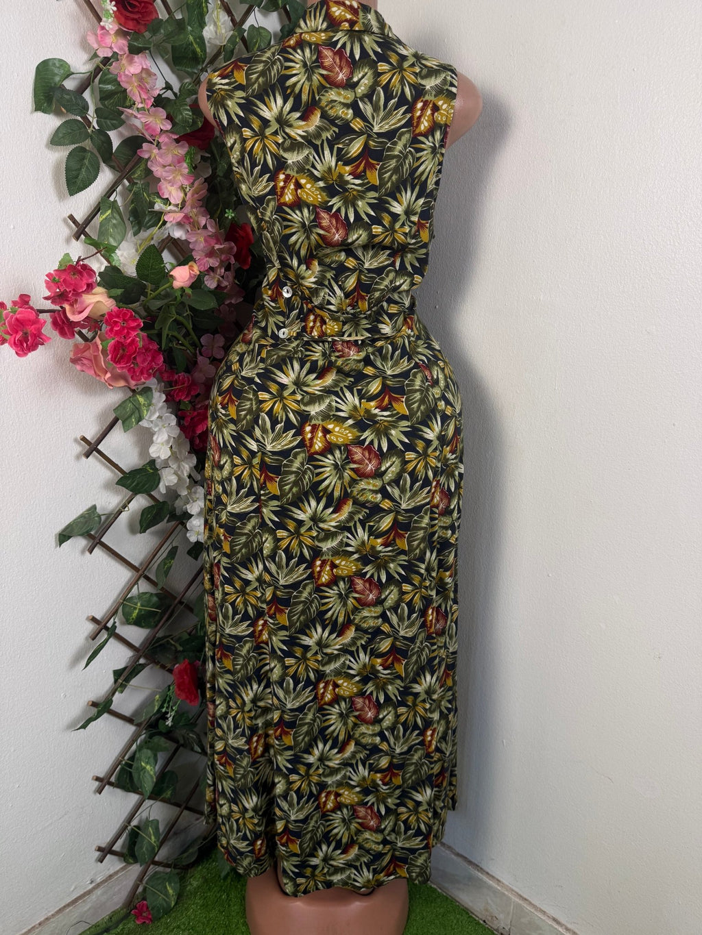 Robe longue sans manche à boutons - Perluna Store - kinshasa