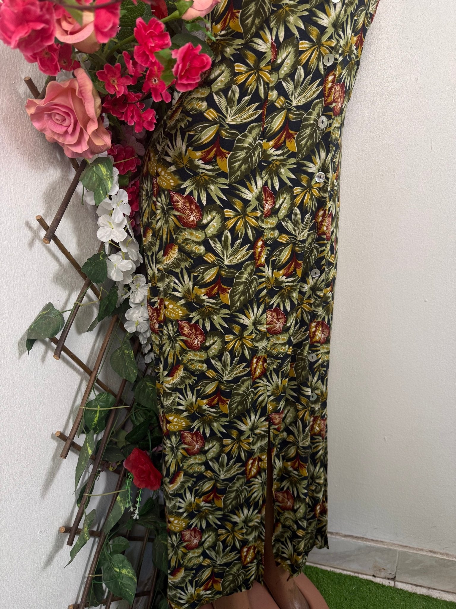 Robe longue sans manche à boutons - Perluna Store - kinshasa