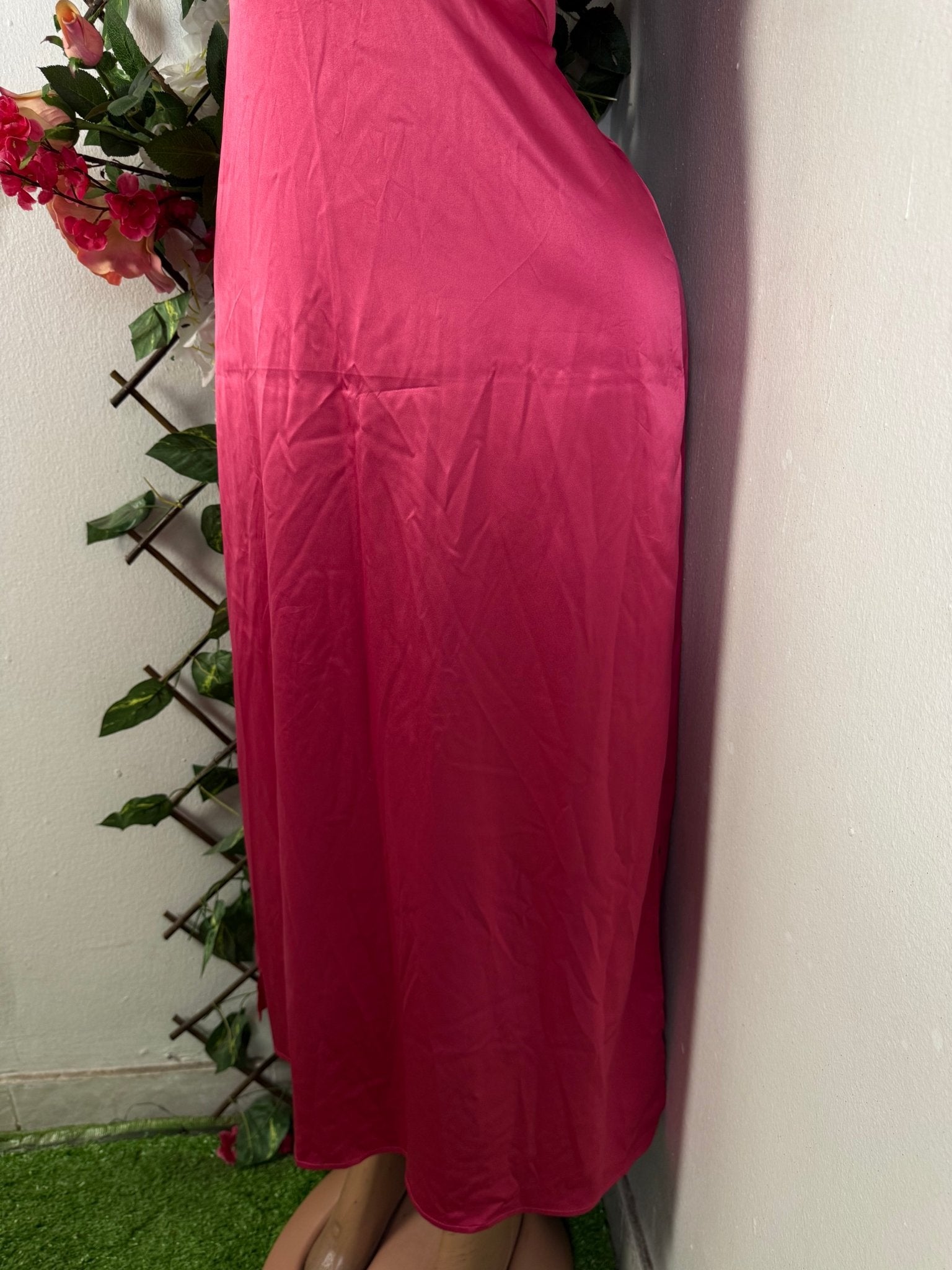 Robe longue sans manche en voile - Perluna Store - kinshasa