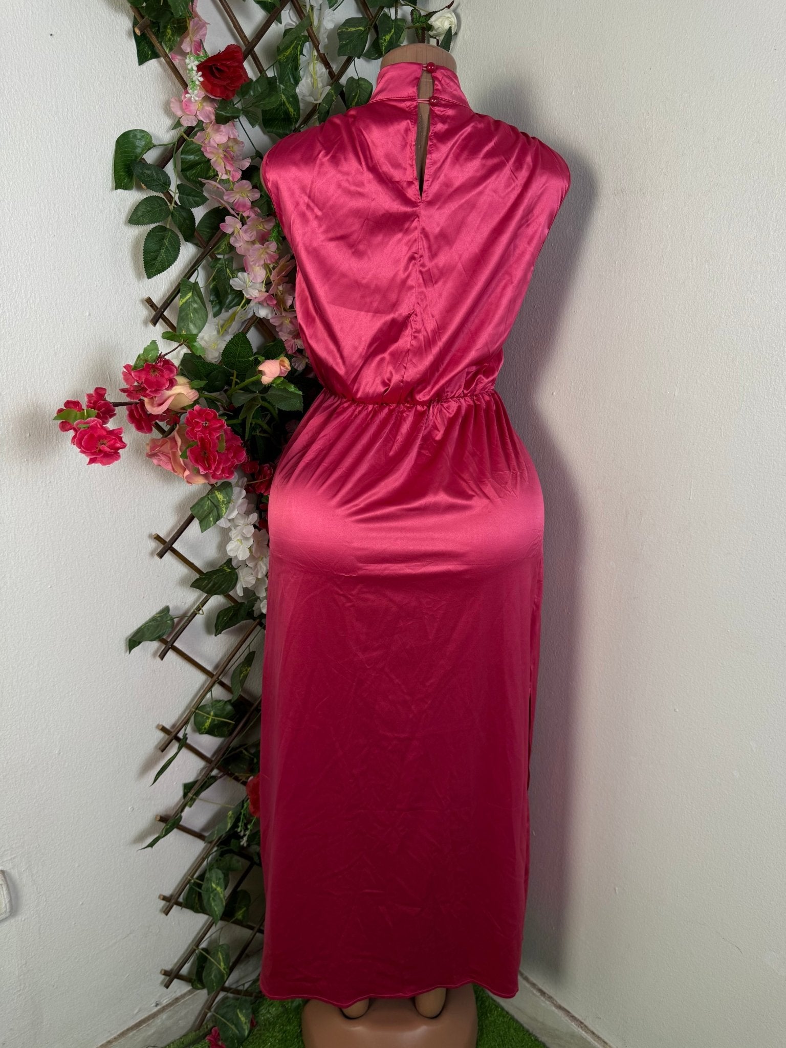 Robe longue sans manche en voile - Perluna Store - kinshasa