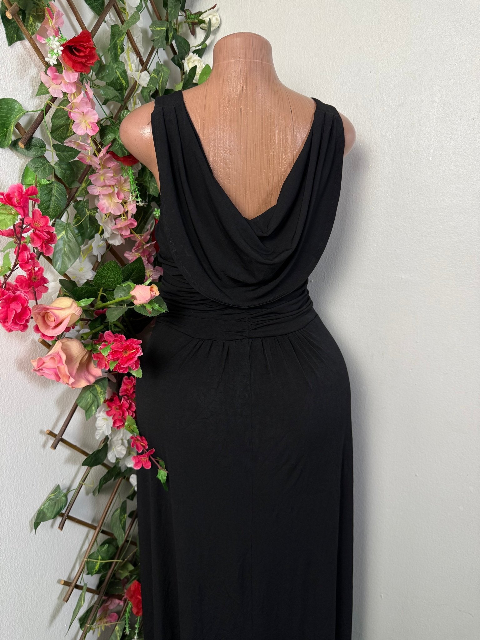 Robe longue sans manches  - Perluna Store - kinshasa