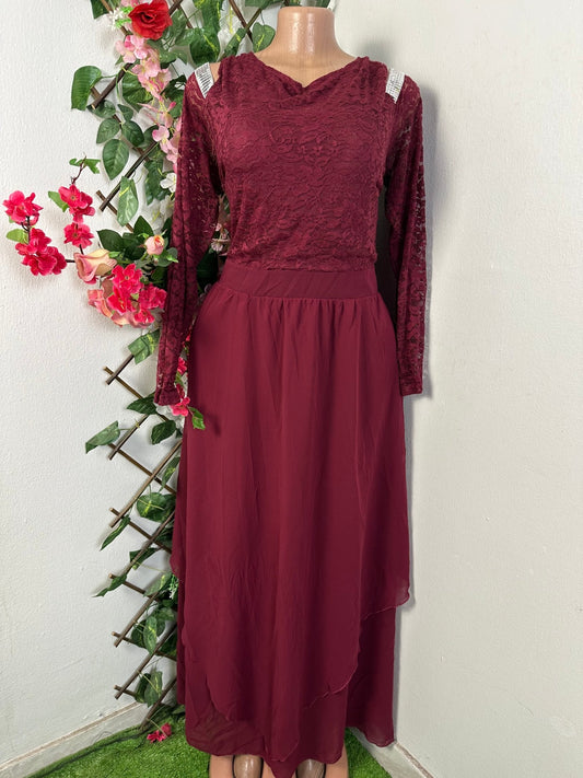 Robe longue top en dentelle long manche  - Perluna Store - kinshasa
