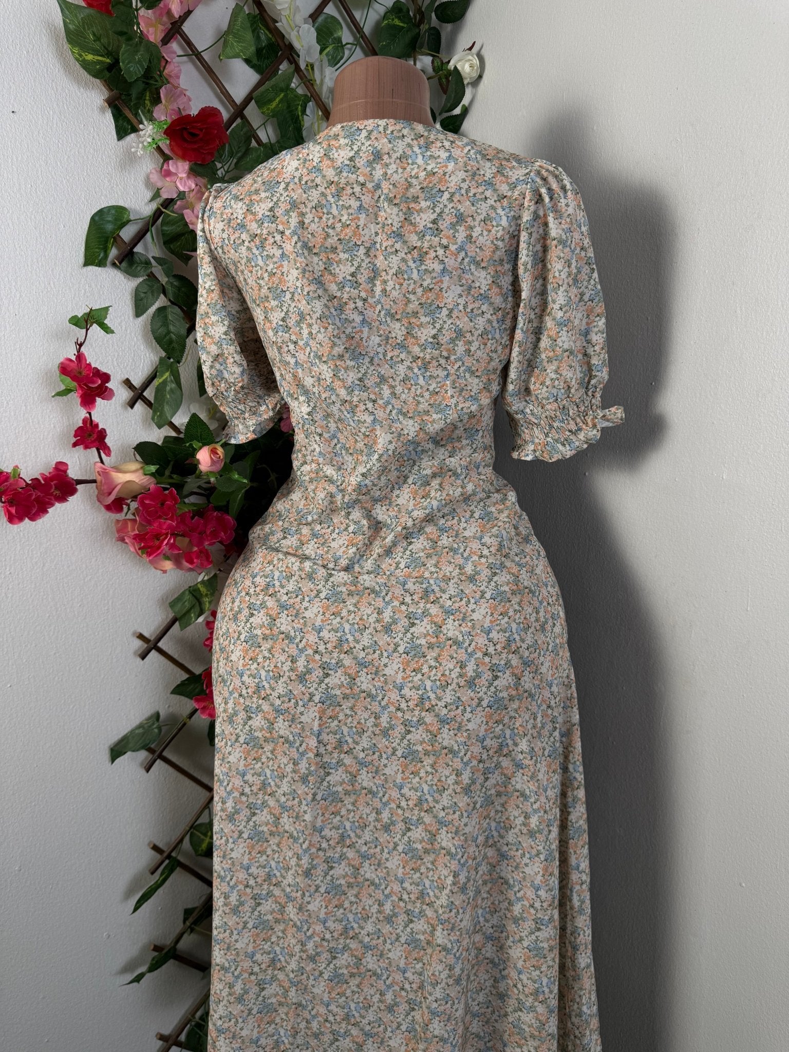 Robe mi lobgue fleurie courte manche - Perluna Store - kinshasa