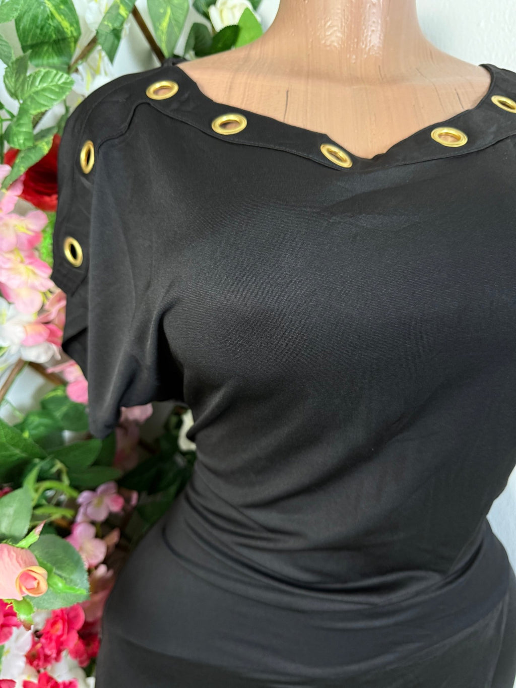 Robe mi longue à année doré - Perluna Store - kinshasa