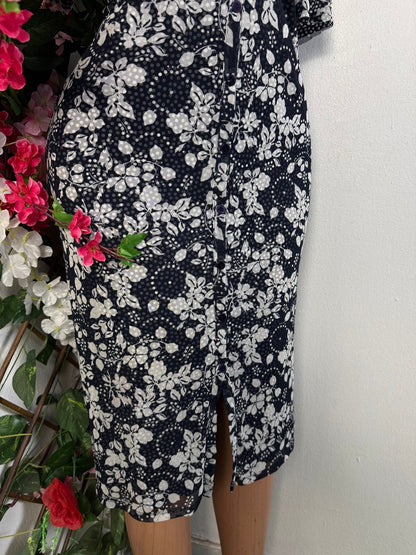 Robe mi longue à bouton courte manche - Perluna Store - kinshasa