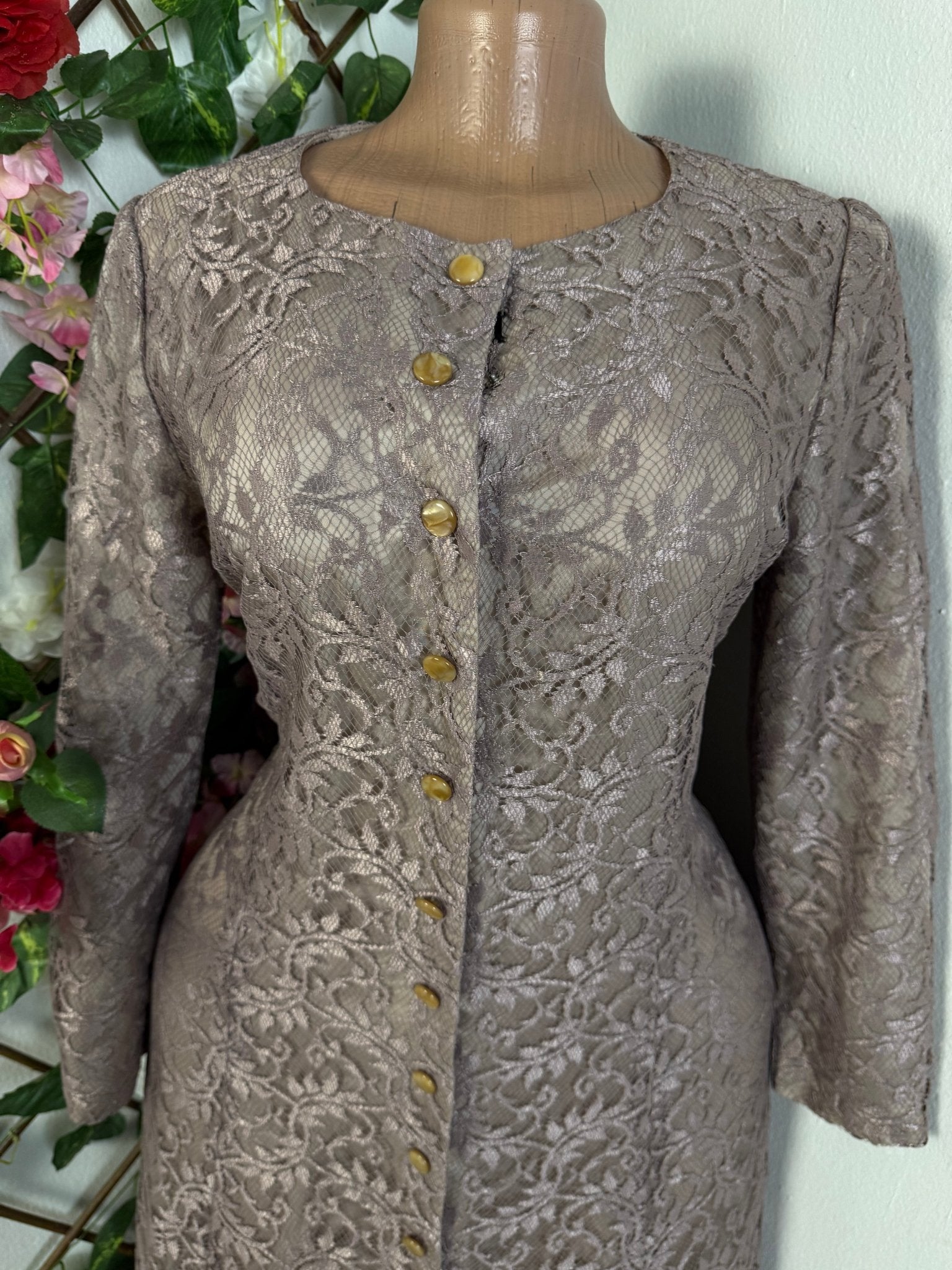 Robe Mi - longue à boutons manches longues - Perluna Store - kinshasa