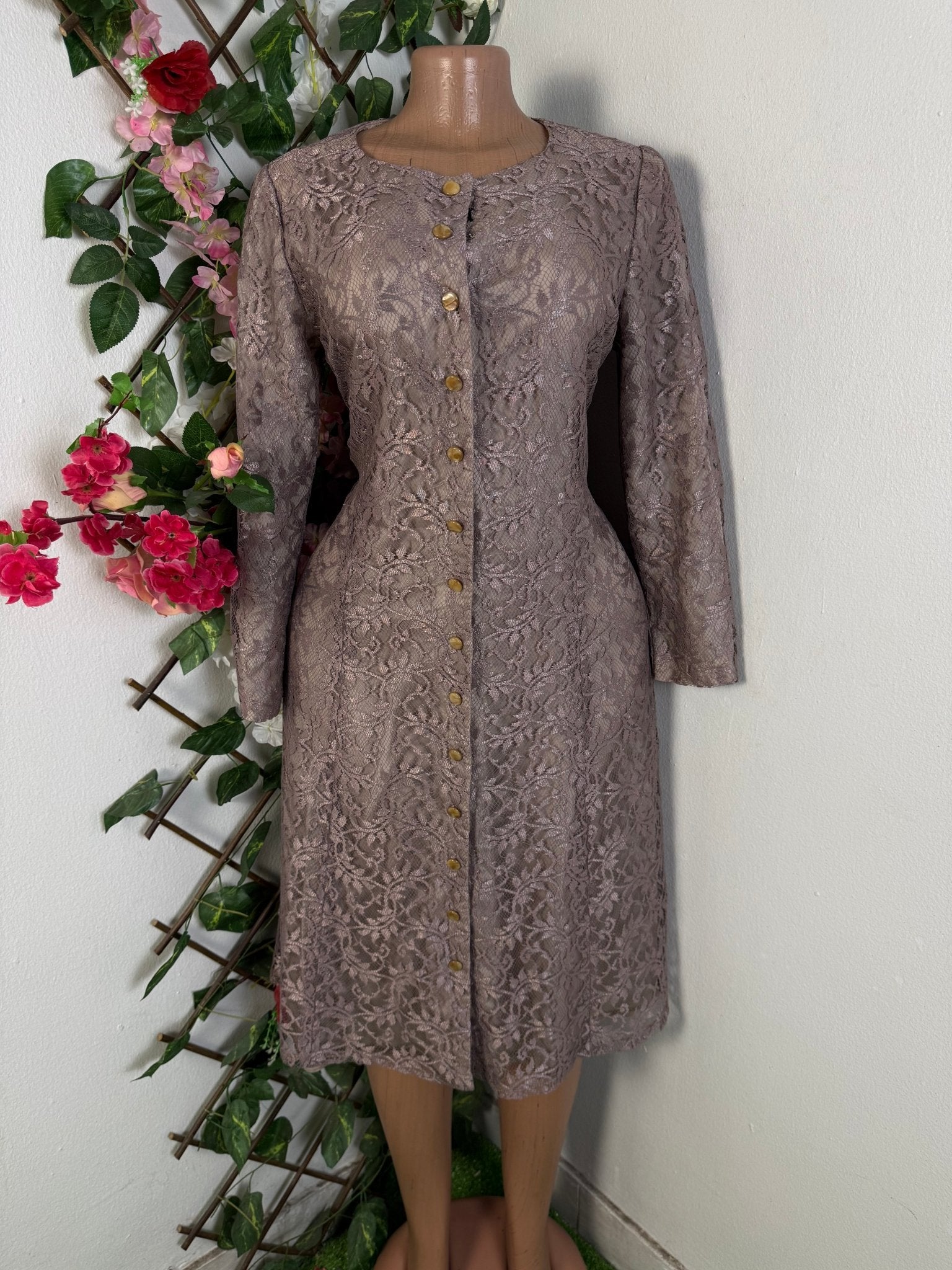 Robe Mi - longue à boutons manches longues - Perluna Store - kinshasa