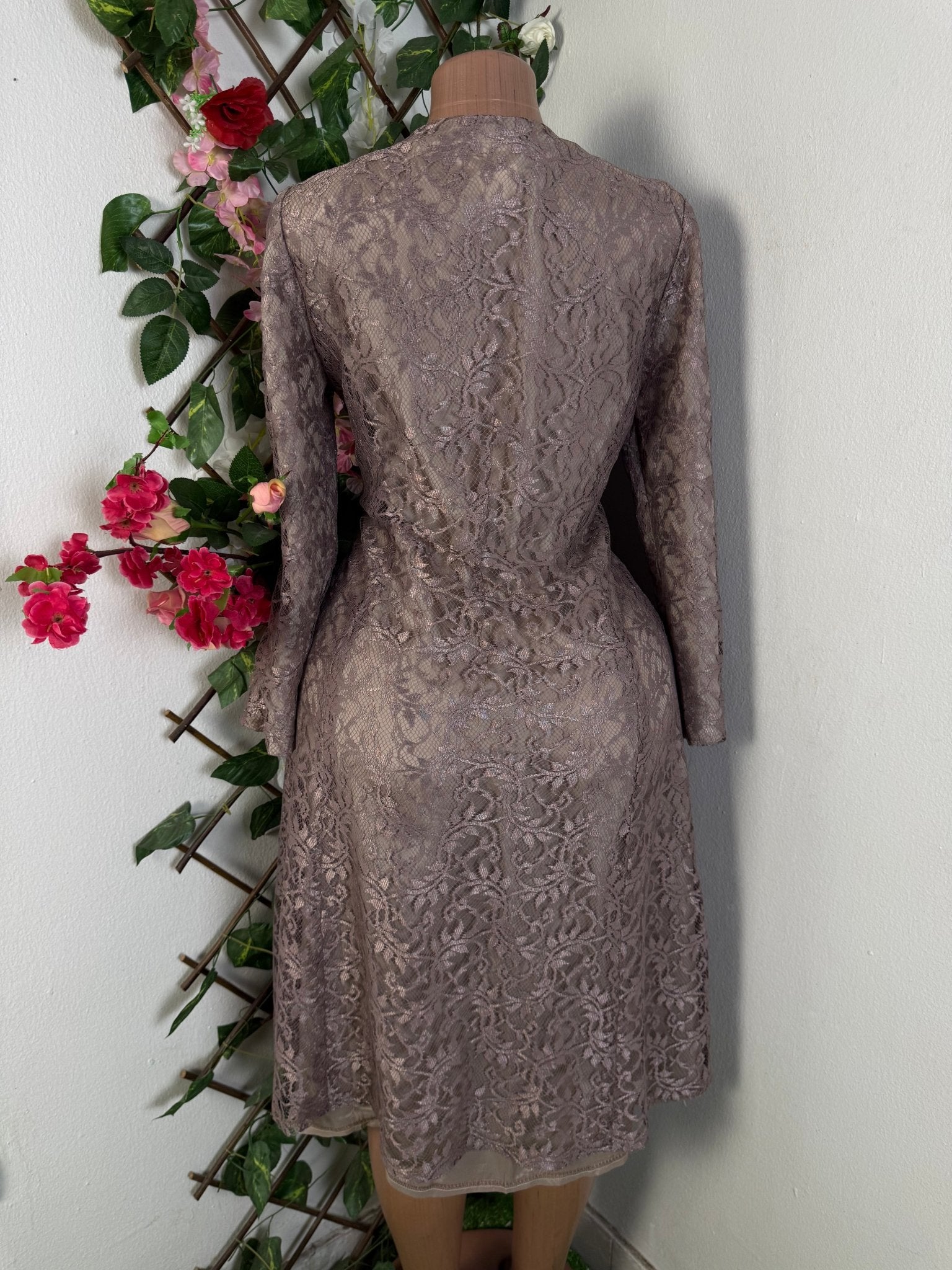 Robe Mi - longue à boutons manches longues - Perluna Store - kinshasa