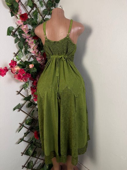 Robe mi longue à fine bretelle - Perluna Store - kinshasa