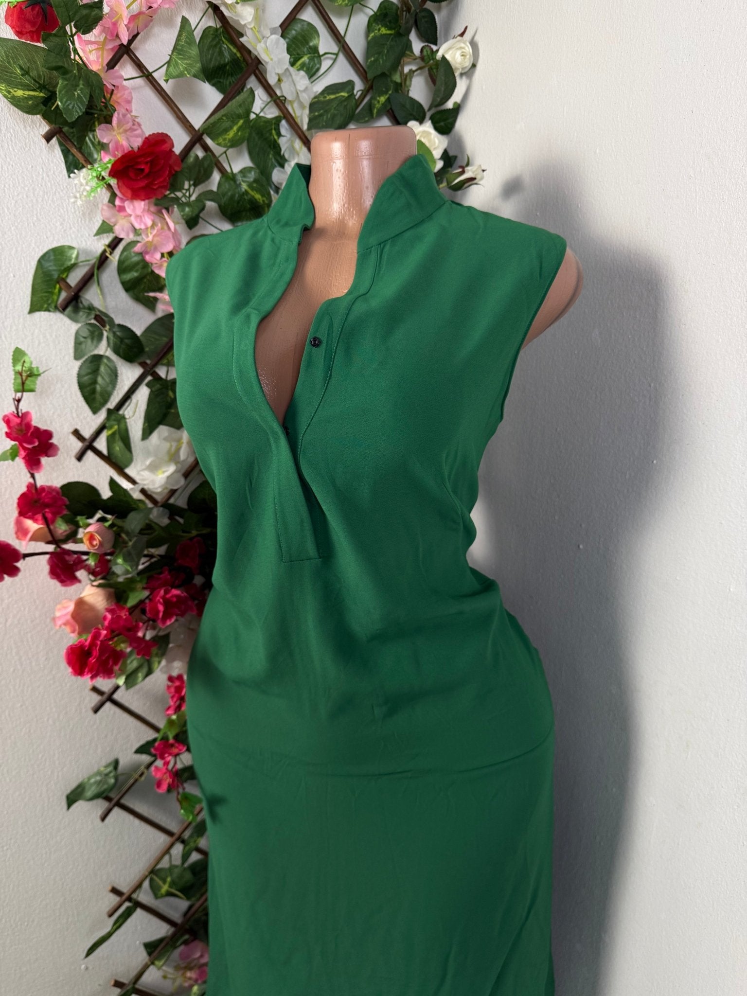 Robe mi longue a pente asymetrique - Perluna Store - kinshasa