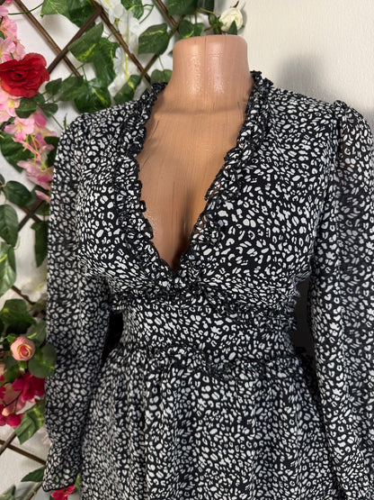 Robe mi longue cintré manche longue - Perluna Store - kinshasa