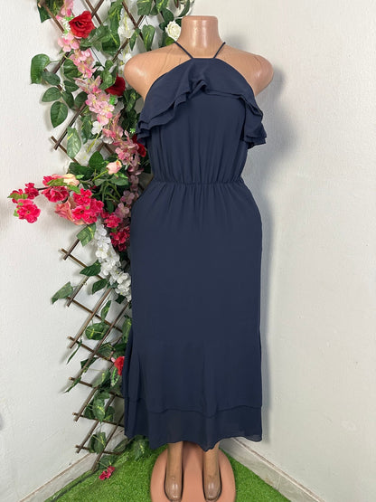 Robe mi longue décolleté à fine bretelle - Perluna Store - kinshasa