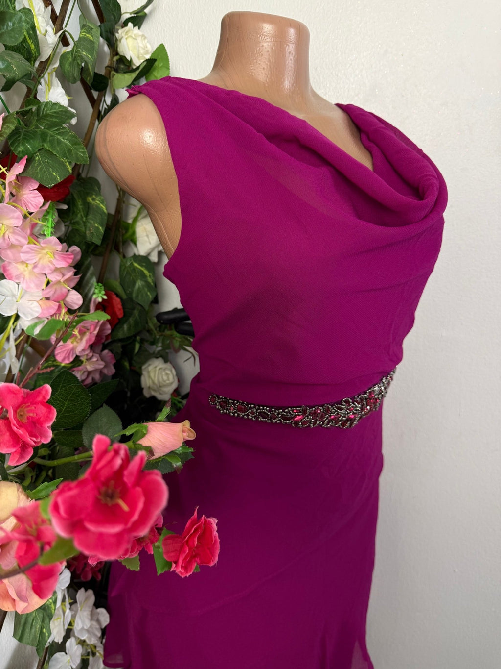 Robe mi longue décolleté drapée - Perluna Store - kinshasa