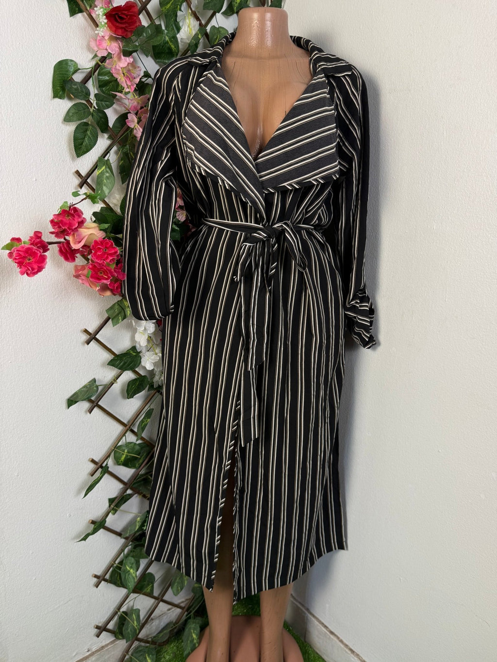 Robe mi - longue décolletée manches longue - Perluna Store - kinshasa