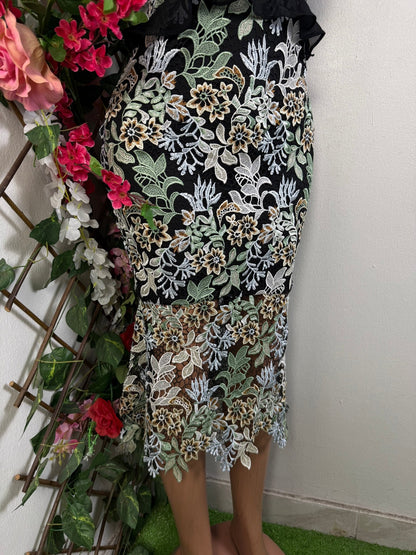 Robe mi longue en dentelle sans manche  - Perluna Store - kinshasa