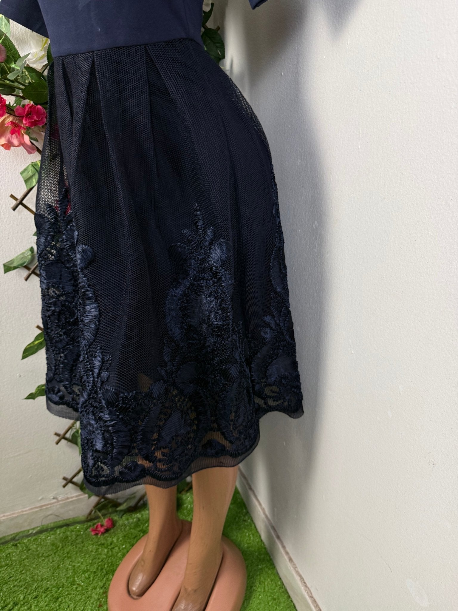 Robe mi longue en maille courte manche  - Perluna Store - kinshasa