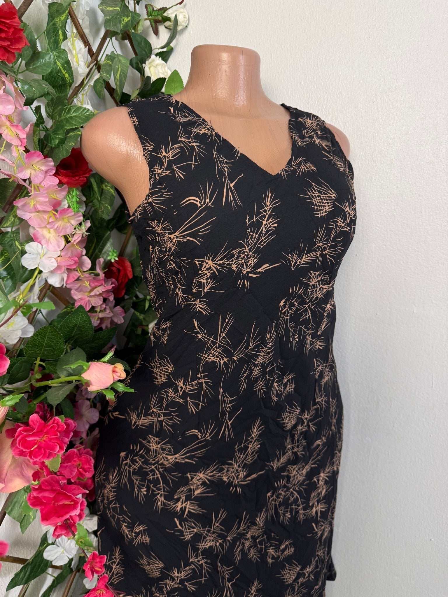 Robe mi longue évasé sans manche - Perluna Store