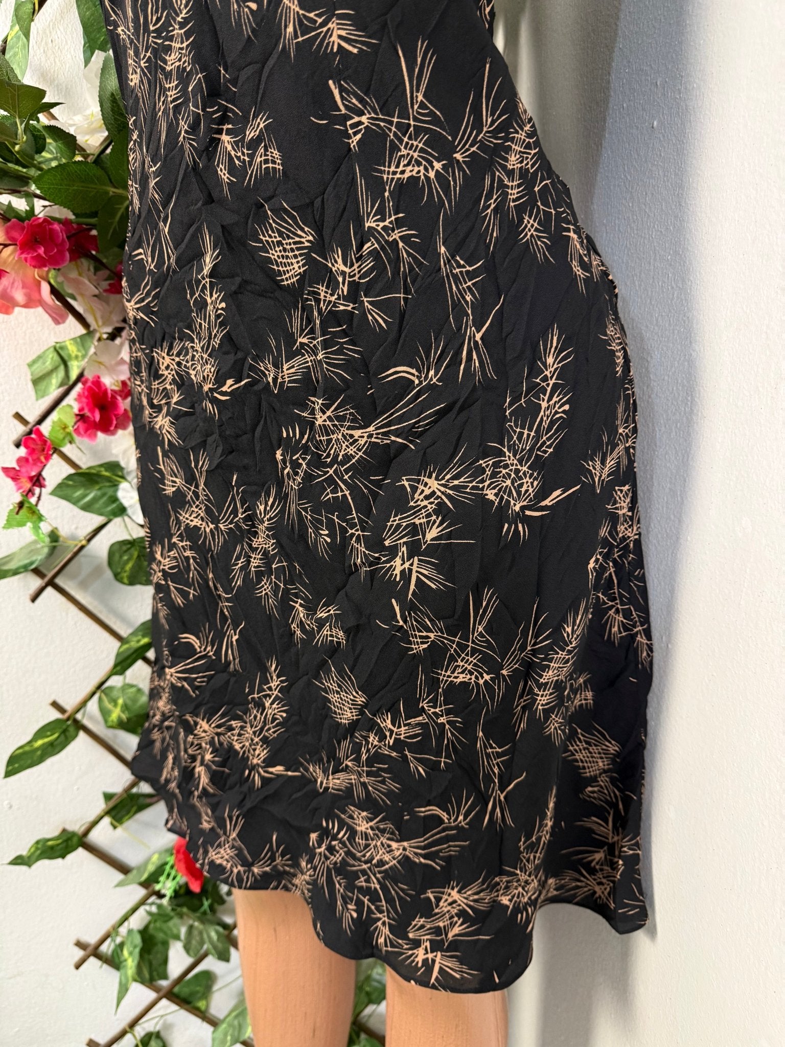 Robe mi longue évasé sans manche - Perluna Store