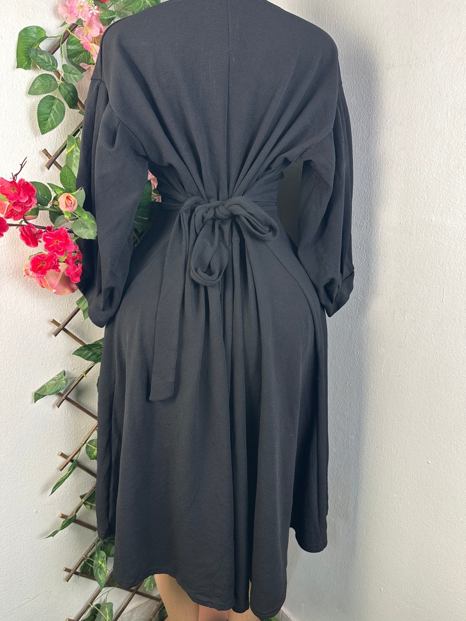 Robe mi - longue évasée manches longue - Perluna Store - kinshasa