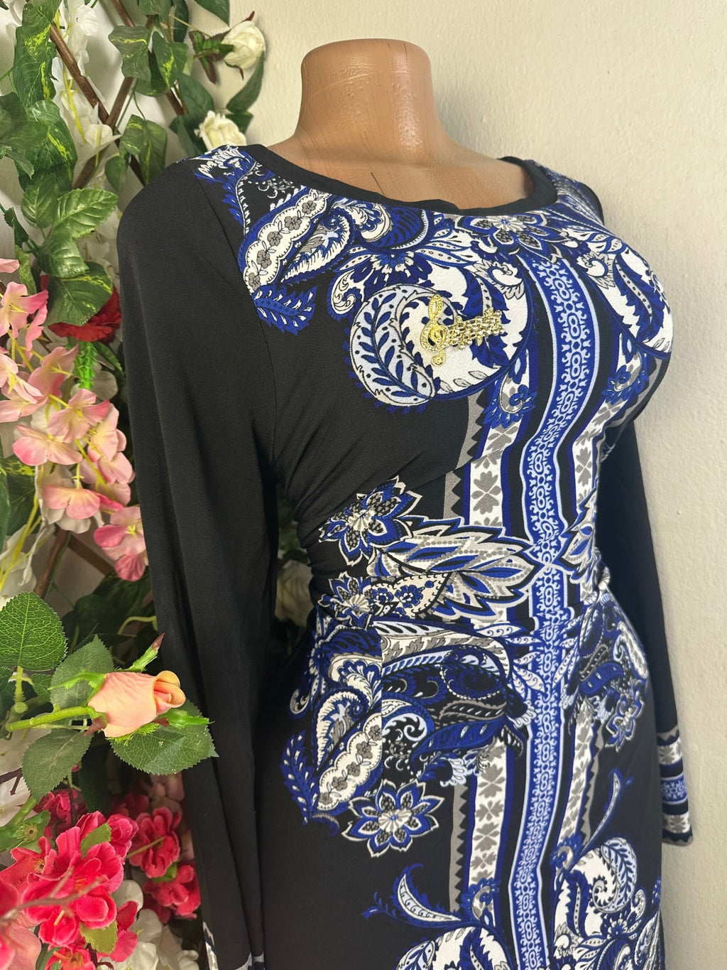 Robe mi - longue évasée manches longue - Perluna Store - kinshasa