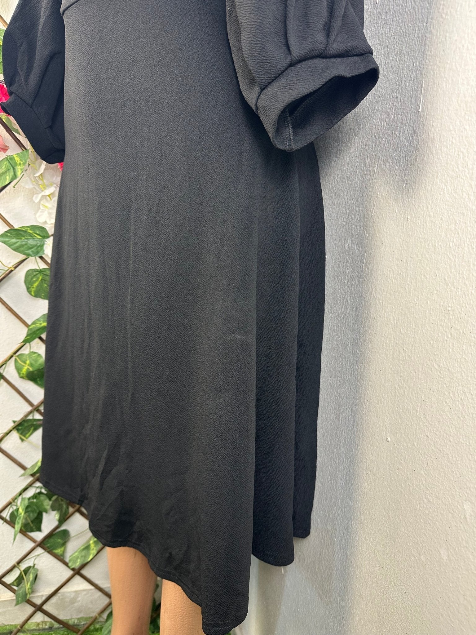 Robe mi - longue évasée manches longue - Perluna Store - kinshasa