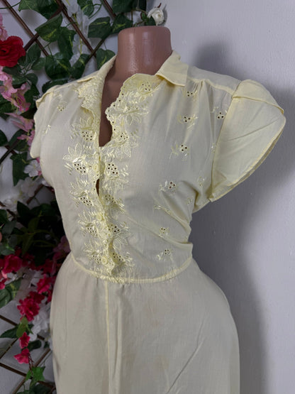 Robe mi longue évasée sans manche  - Perluna Store - kinshasa