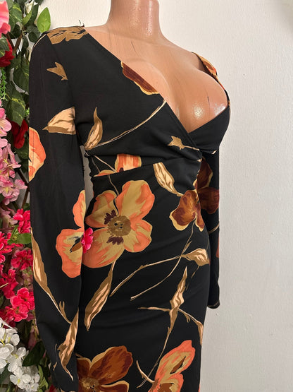 Robe mi longue imprimé floral avec large décolleté en U et longue manche - Perluna Store - kinshasa