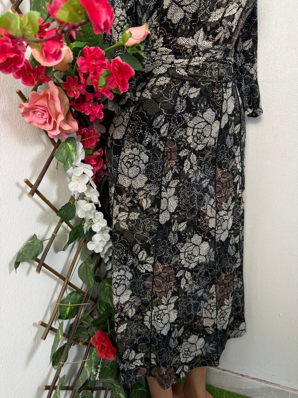 Robe mi - longue manches 3/4 imprimée fleurie - Perluna Store - kinshasa