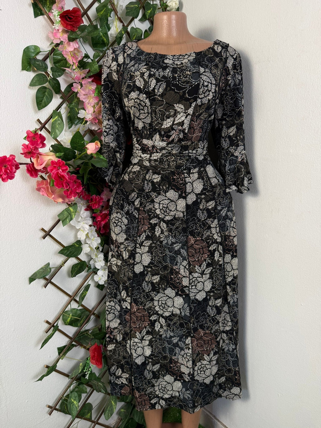 Robe mi - longue manches 3/4 imprimée fleurie - Perluna Store - kinshasa