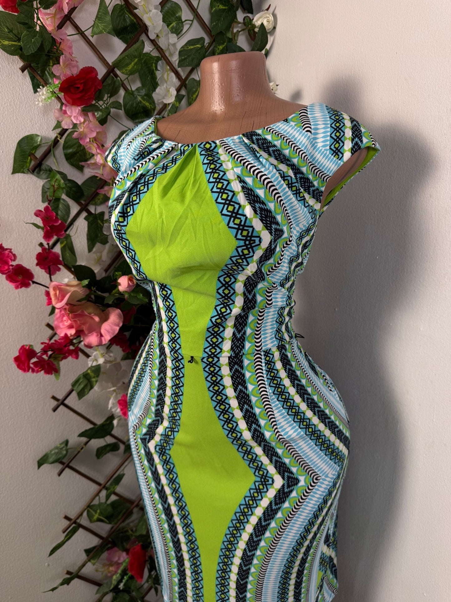Robe mi longue motif en pagne africaine - Perluna Store - kinshasa