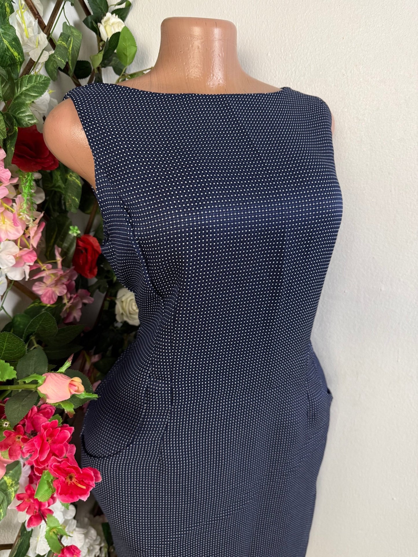 Robe mi longue sans manches  - Perluna Store - kinshasa