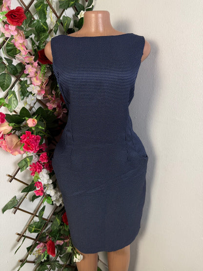 Robe mi longue sans manches  - Perluna Store - kinshasa
