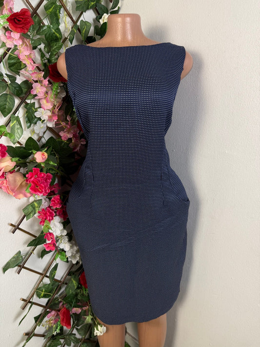 Robe mi longue sans manches  - Perluna Store - kinshasa