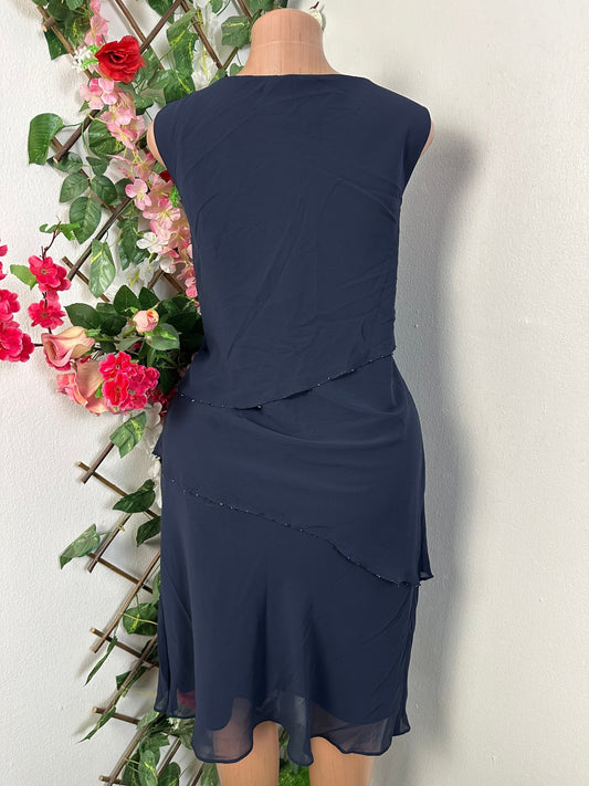 Robe mi longue sans manches - Perluna Store - kinshasa