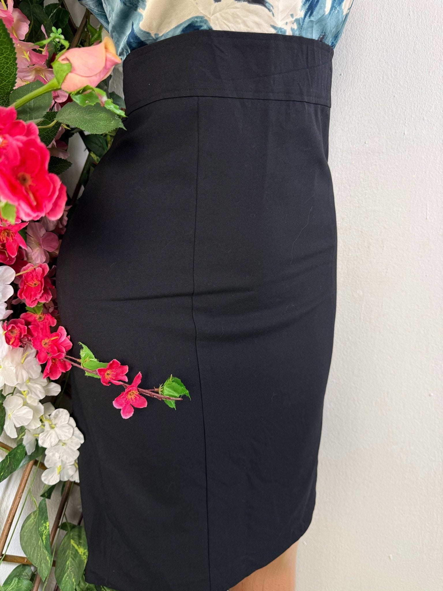 Robe mi longue top fleurie - Perluna Store - kinshasa