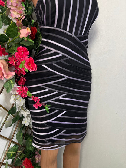 Robe moulante à bretelle avec raillure - Perluna Store - kinshasa
