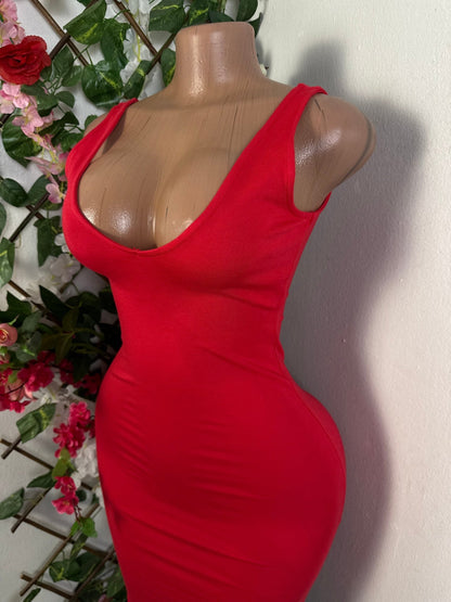 Robe moulante à bretelle sans manche  - Perluna Store - kinshasa