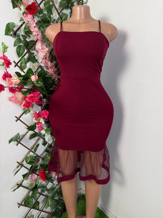 Robe moulante a fine bretelle voilée - Perluna Store - kinshasa