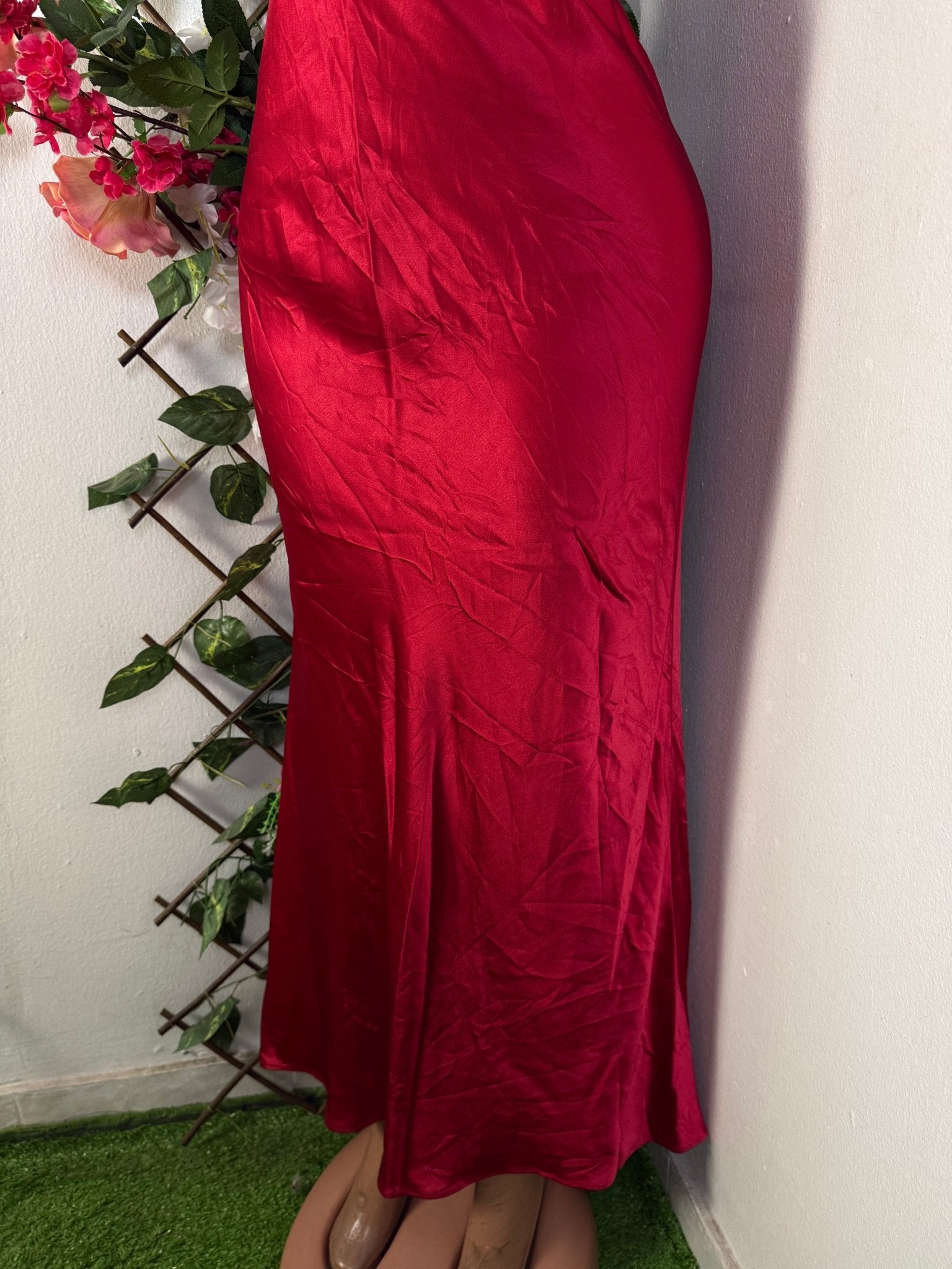 Robe moulante à fine bretelles dos-nu - Perluna Store